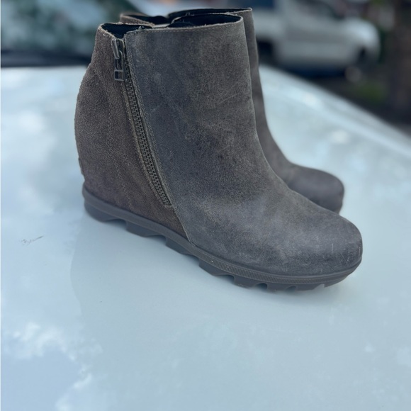 Sorel Charcoal Ankle Booties 10
